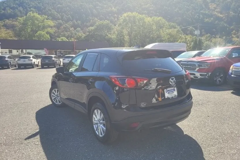 2016 Mazda CX-5 Touring photo 1
