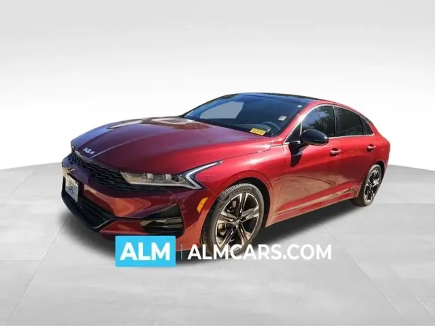 2022 Kia K5 GT-Line photo 1