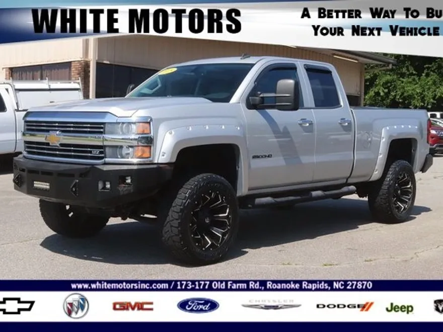 2015 Chevrolet Silverado 2500HD photo 1