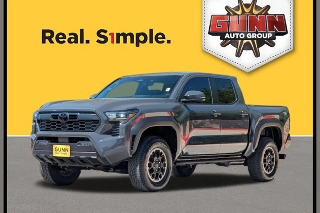 2025 Toyota Tacoma 4x4 TRD photo 1