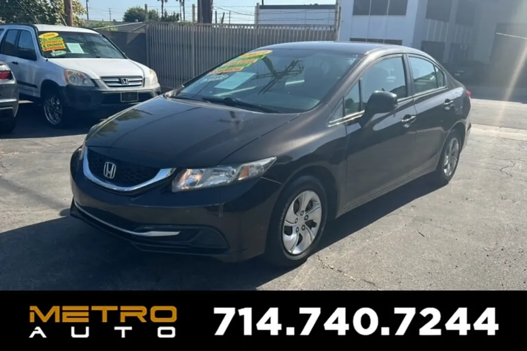2013 Honda Civic LX photo 1
