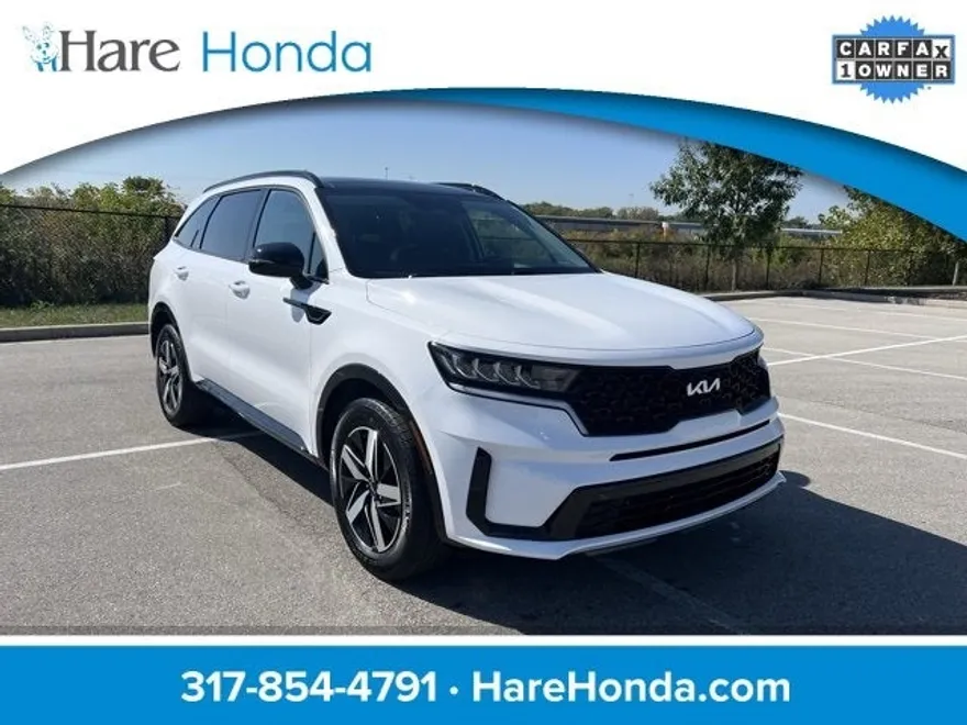 2022 Kia Sorento S photo 1