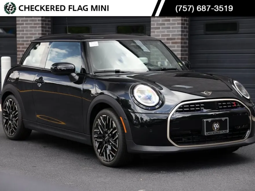 2025 Mini Cooper S Iconic photo 1
