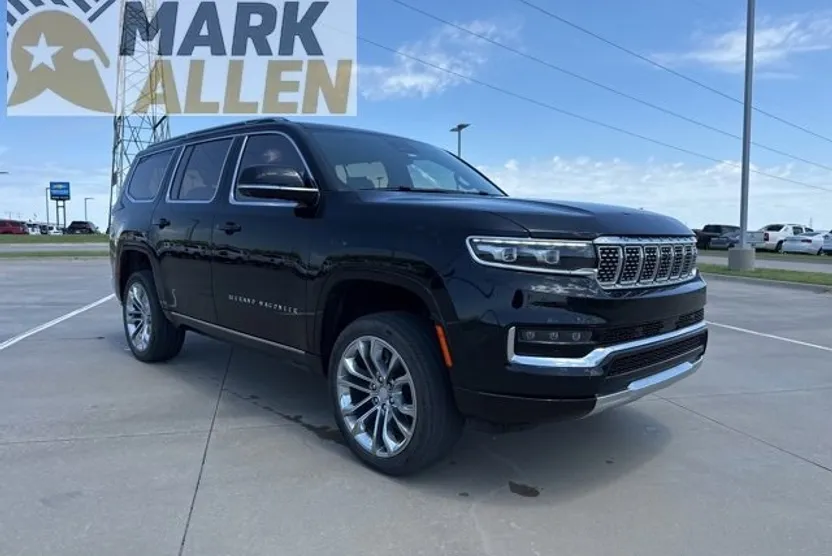 2022 Jeep Grand Wagoneer II photo 1