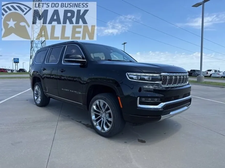 2022 Jeep Grand Wagoneer II photo 1