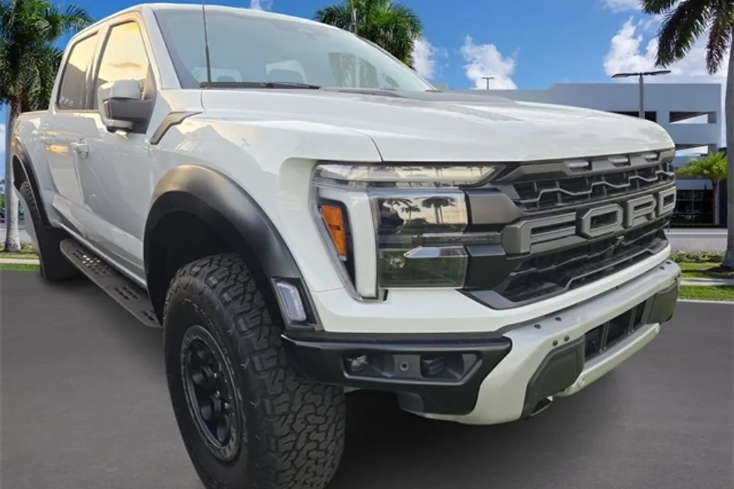 2024 Ford F-150 Raptor photo 1