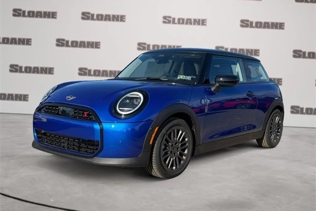 2025 Mini Cooper Hardtop S photo 1