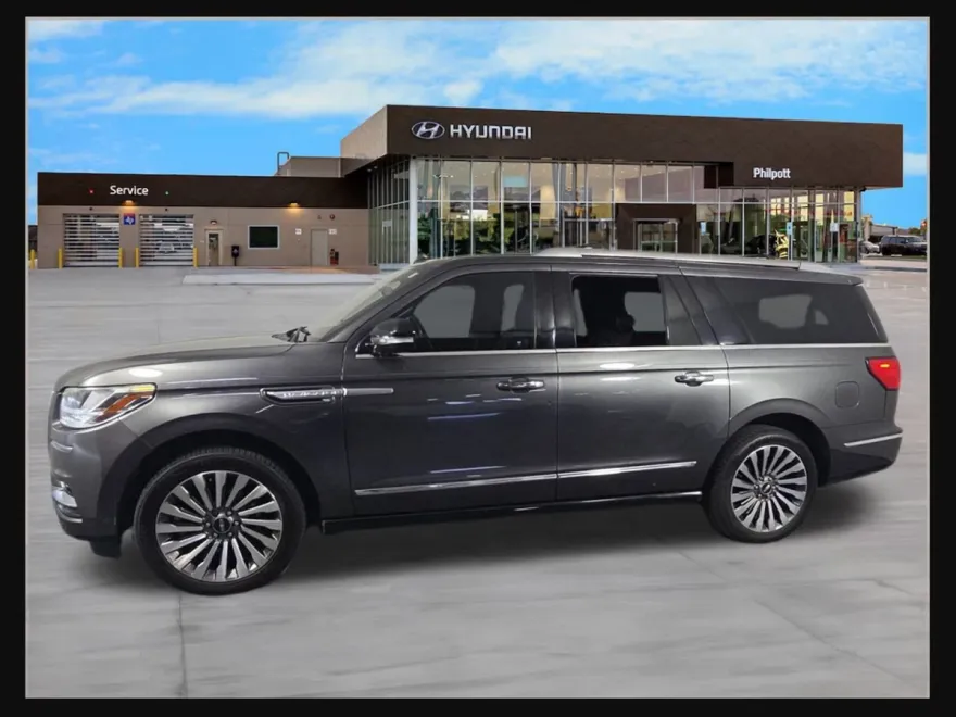 2018 Lincoln Navigator L Reserve photo 1