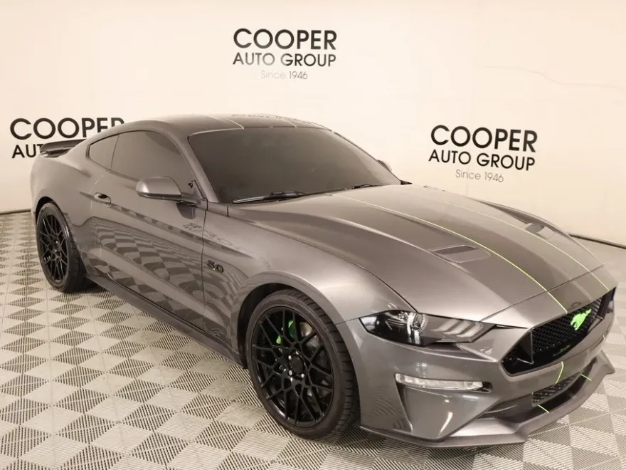 2019 Ford Mustang GT photo 1