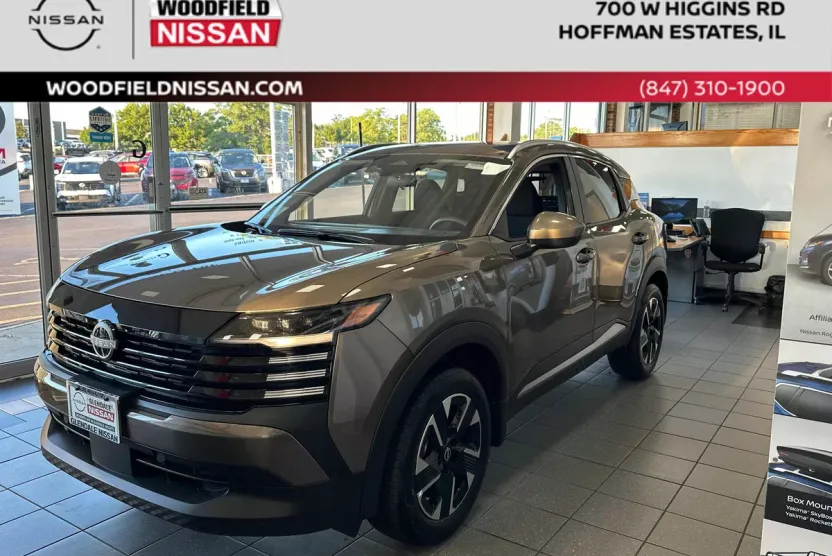 2025 Nissan Kicks SV photo 1