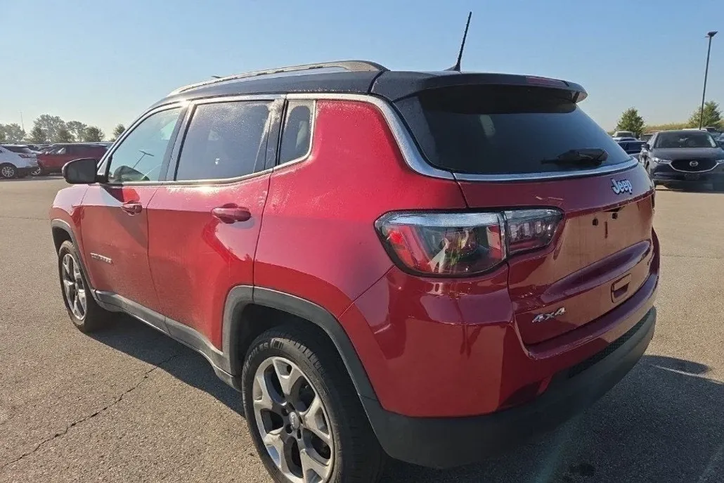 2018 Jeep Compass Limited photo 1