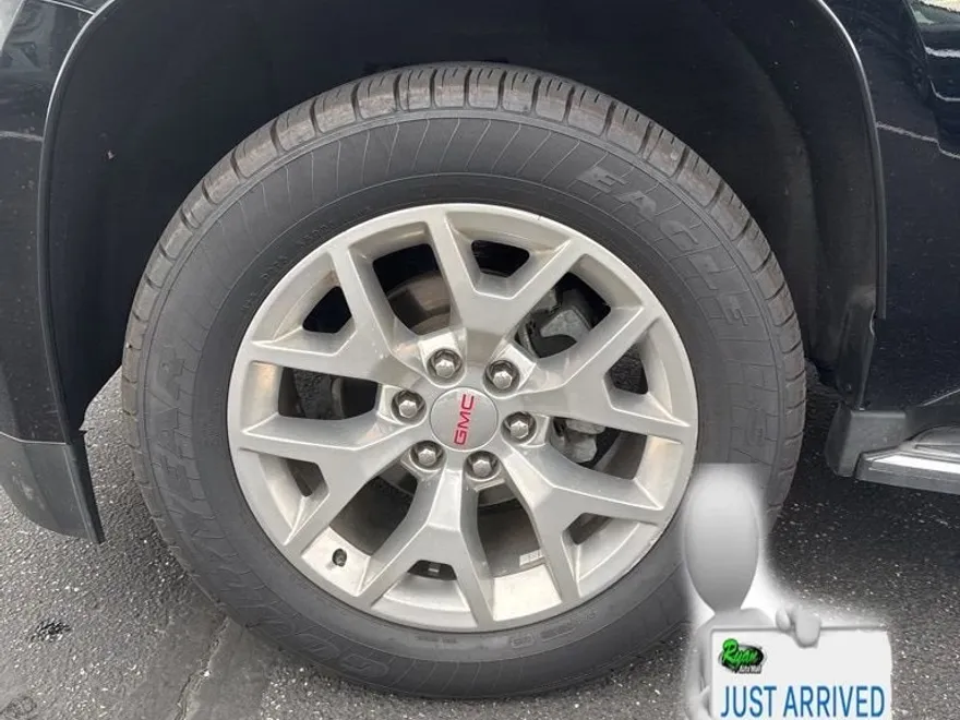 2019 Gmc Yukon SLE photo 1