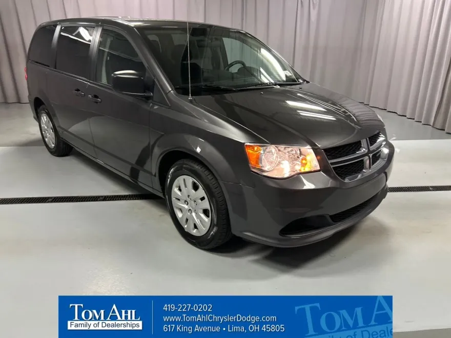 2018 Dodge Grand Caravan SE photo 1