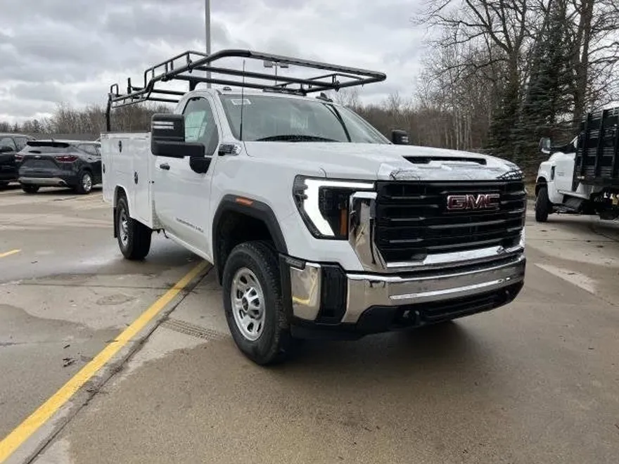 2024 Gmc Sierra 2500 HD Pro photo 1