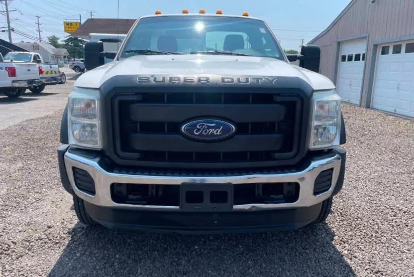 2016 Ford F-450 photo 1