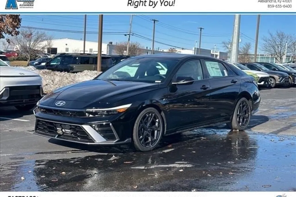 2025 Hyundai Elantra N Line photo 1