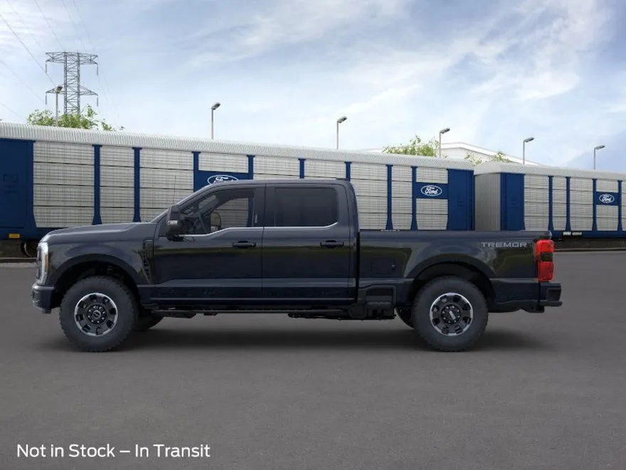 2025 Ford F-350 Lariat photo 1