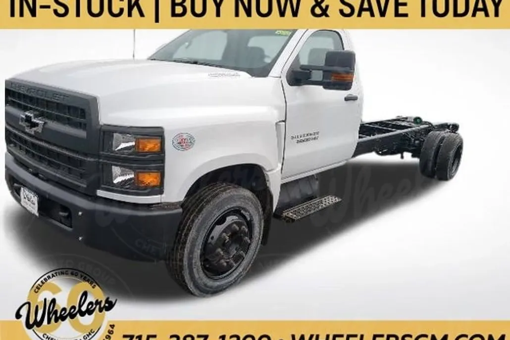 2024 Chevrolet Silverado 5500HD Work Truck photo 1