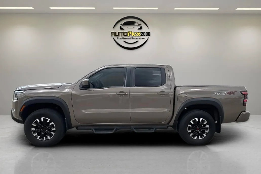 2024 Nissan Frontier PRO-4X photo 1