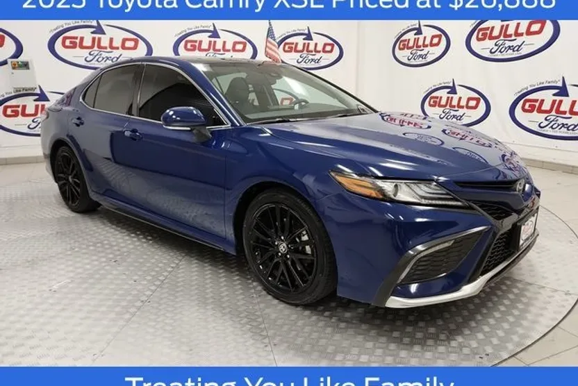 2023 Toyota Camry XSE photo 1