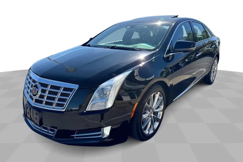 2013 Cadillac XTS Luxury photo 1
