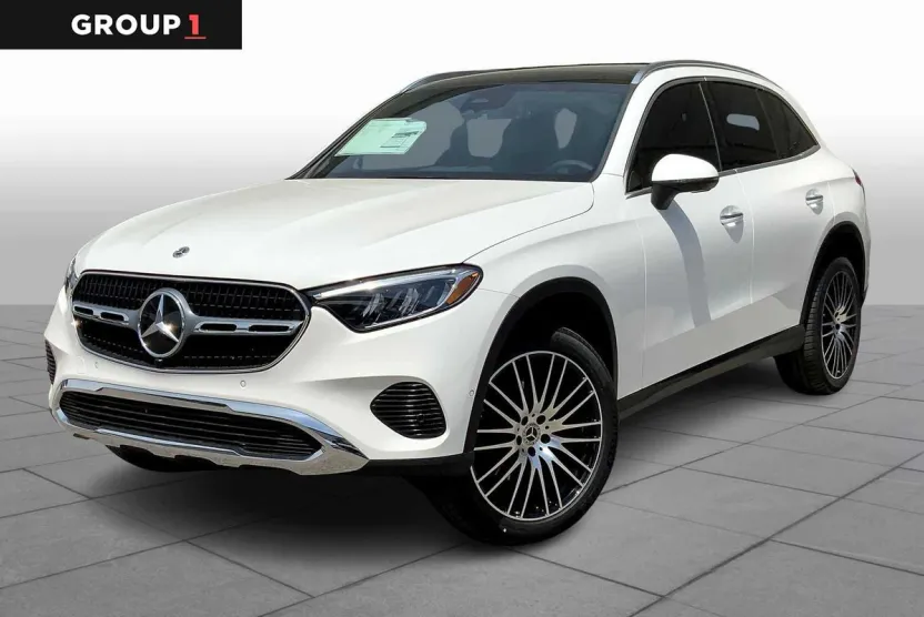 2025 Mercedes Benz GLC 300 photo 1