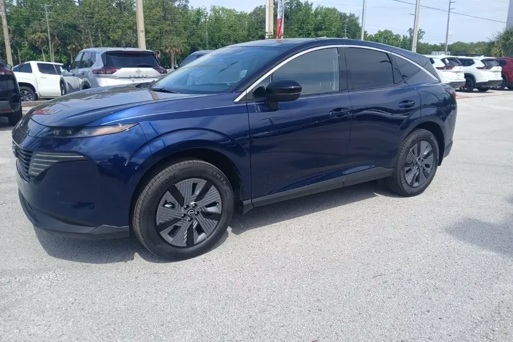 2025 Nissan Murano SL photo 1