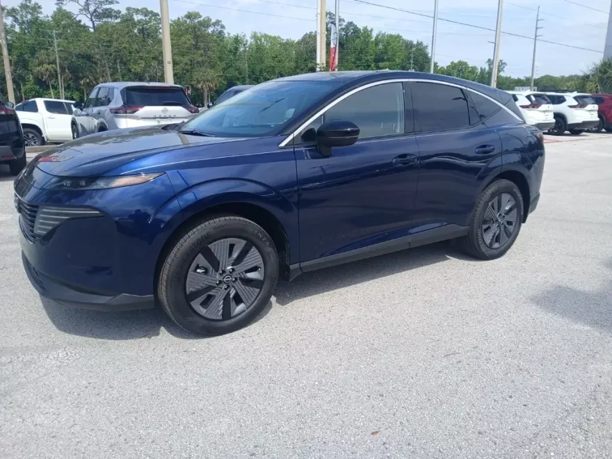 2025 Nissan Murano SL photo 1