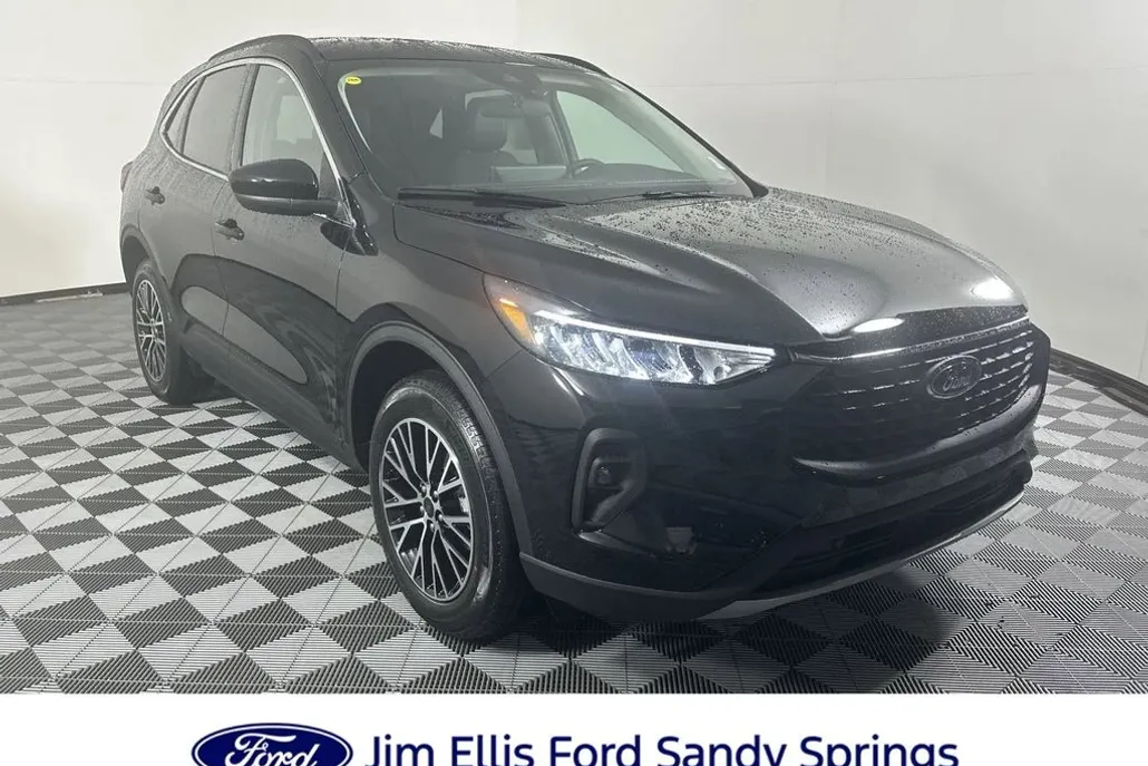 2025 Ford Escape Plug-In Hybrid photo 1