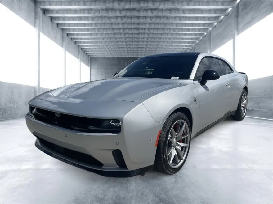 2025 Dodge Charger R/T Scat Pack photo 1