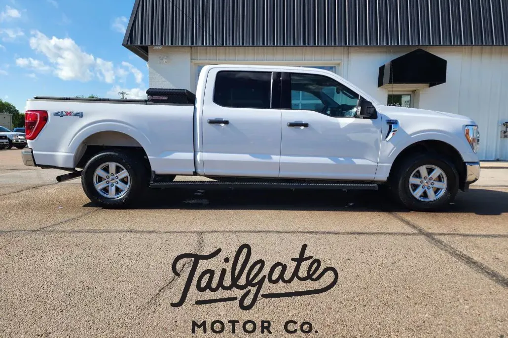2021 Ford F-150 XLT photo 1