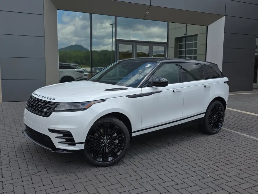 2026 Land Rover Range Rover Velar SE photo 1