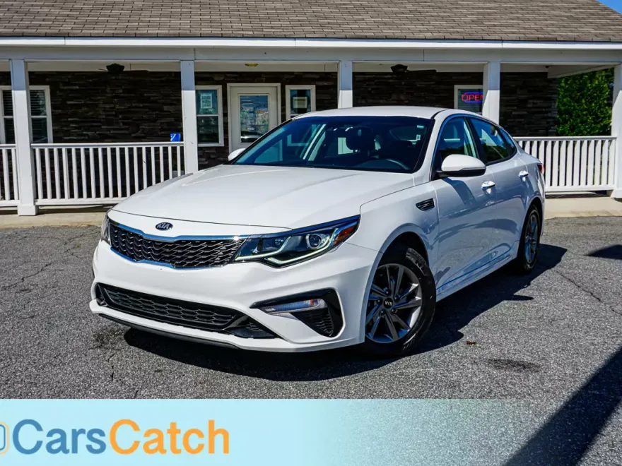 2019 Kia Optima LX photo 1