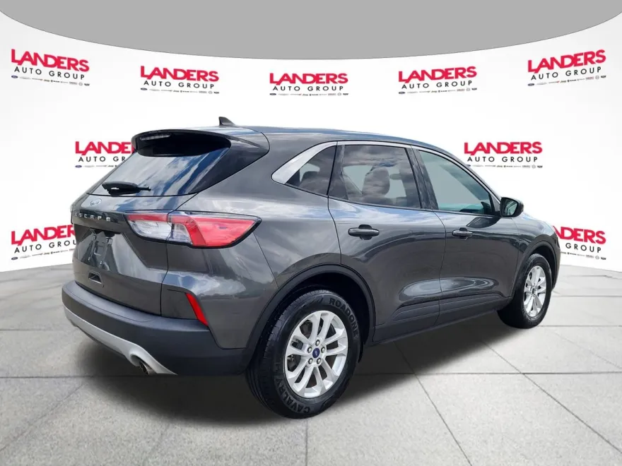 2020 Ford Escape SE photo 1