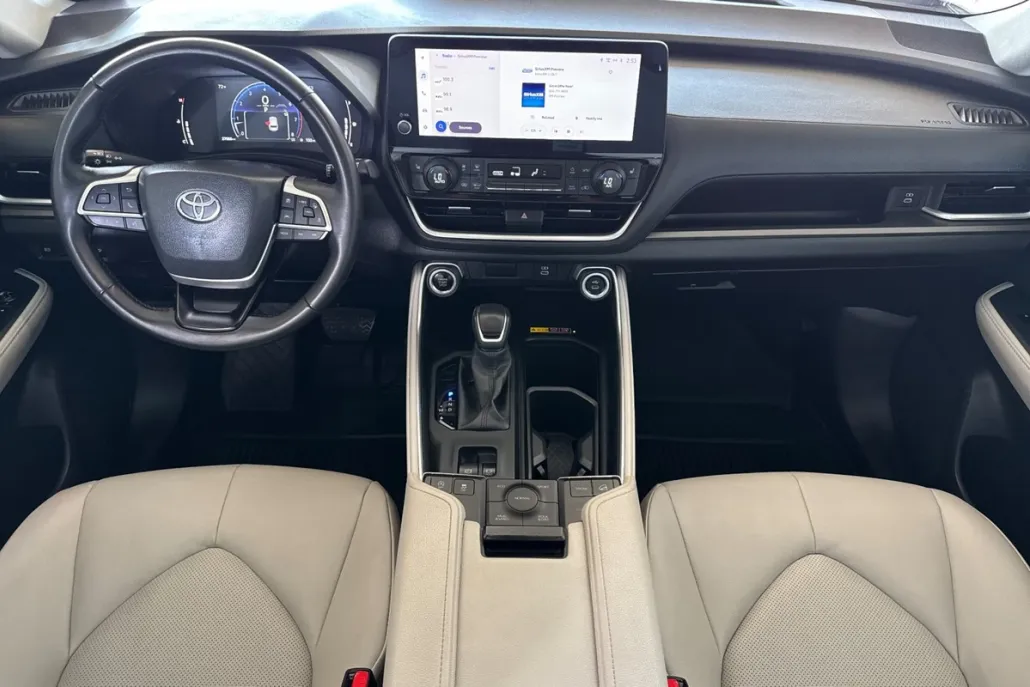 2024 Toyota Grand Highlander Limited photo 1