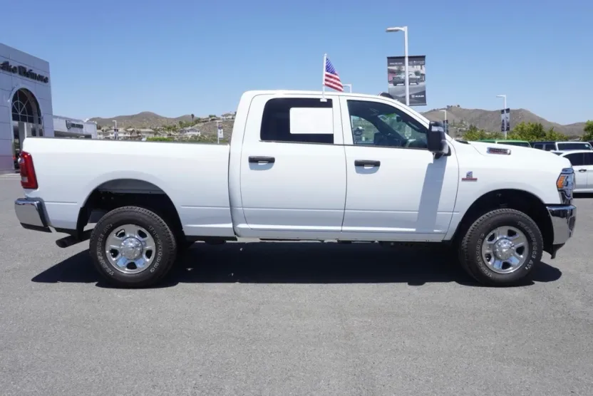 2024 Ram 2500 Tradesman photo 1