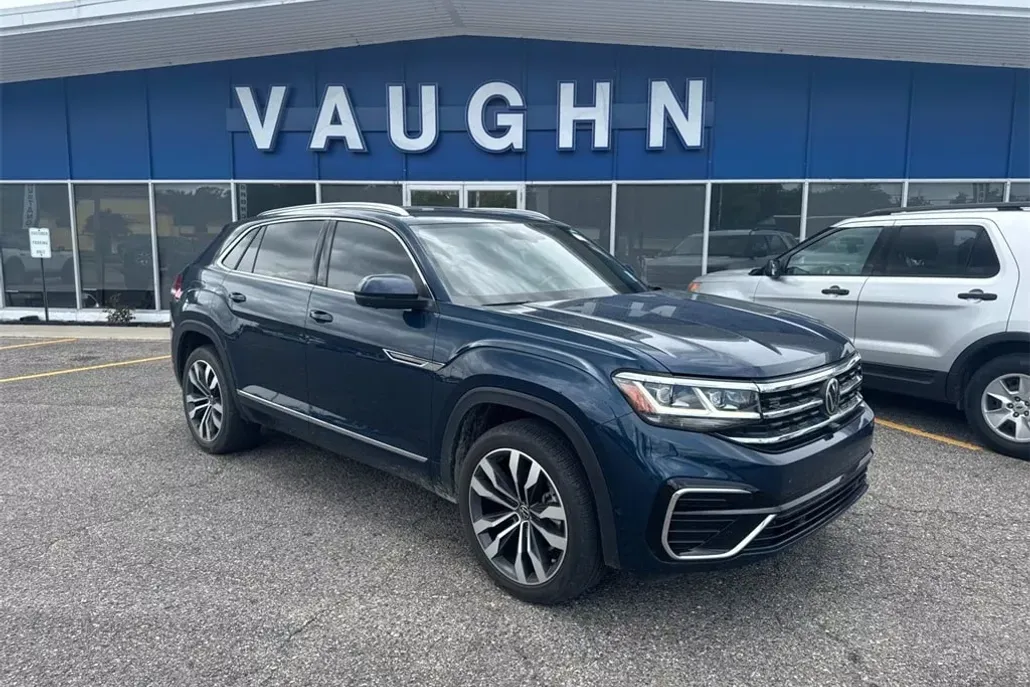 2023 Volkswagen Atlas Cross Sport V6 SEL Premium R-Line photo 1