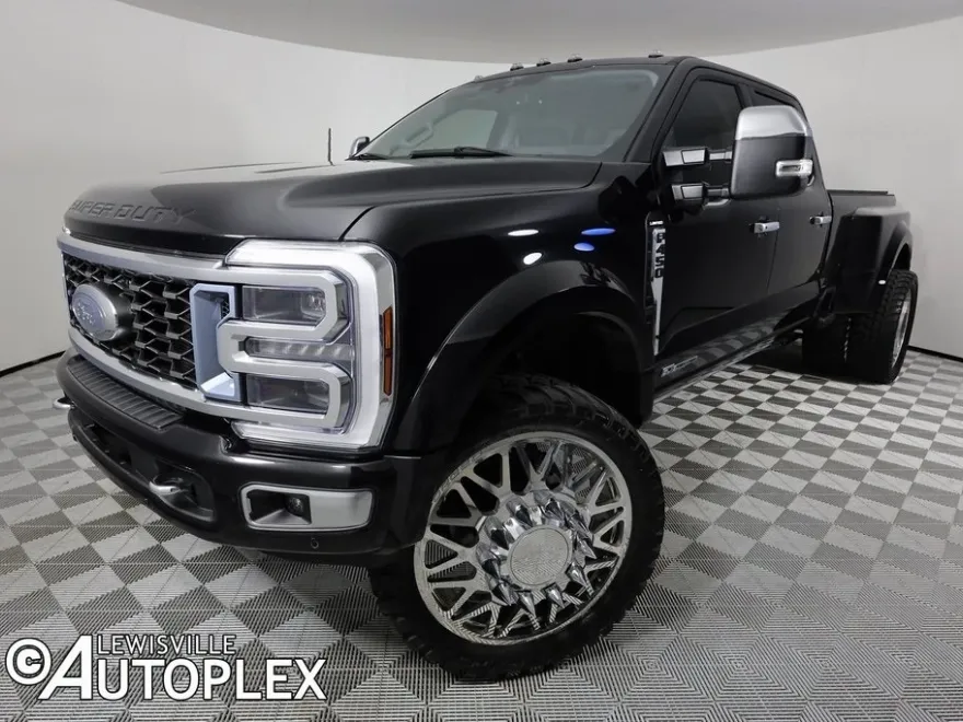 2024 Ford F-450 Limited photo 1