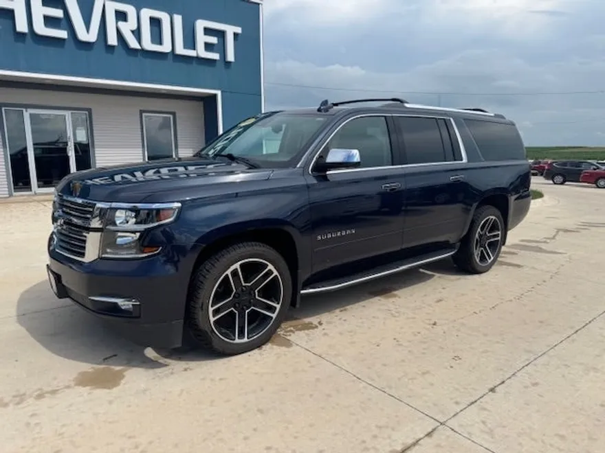 2020 Chevrolet Suburban Premier photo 1