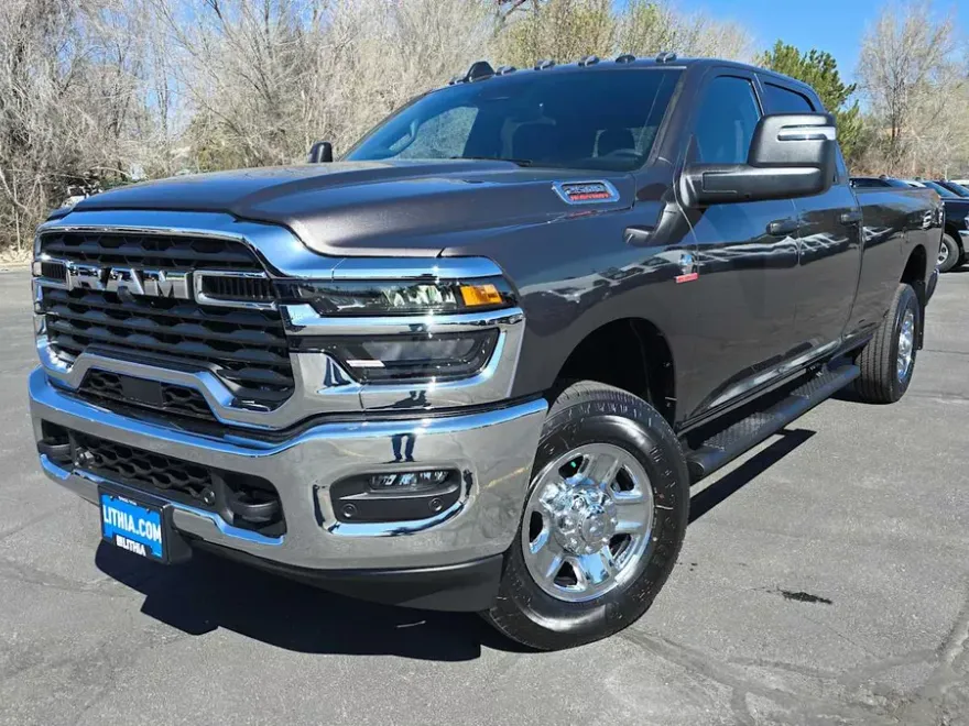 2025 Ram 2500 Tradesman photo 1