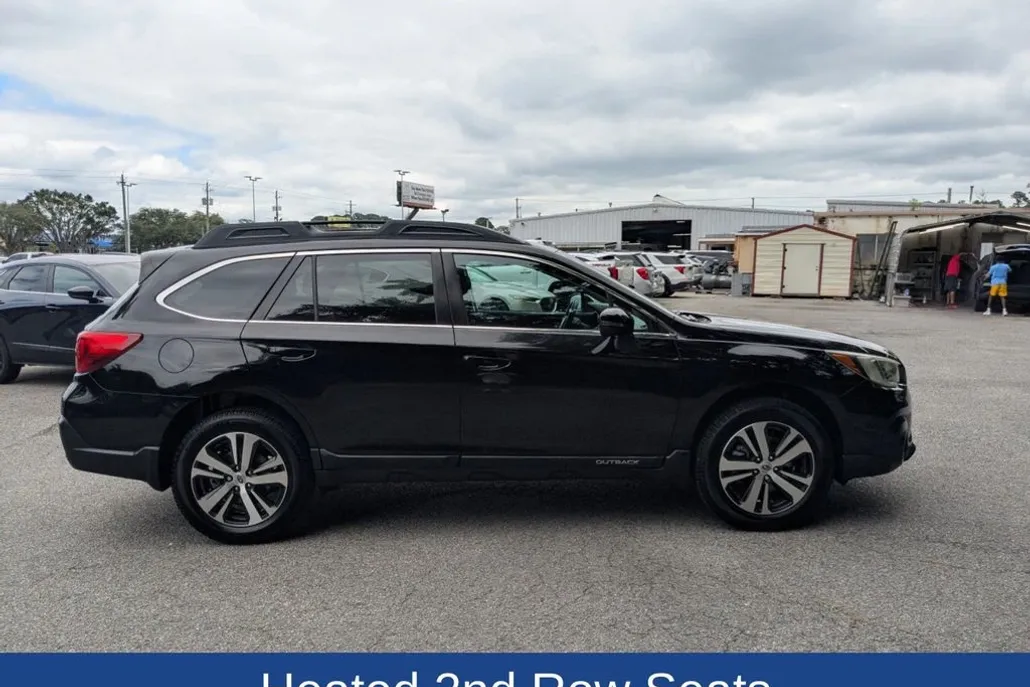 2018 Subaru Outback 2.5i Limited photo 1