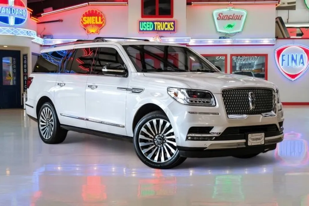 2019 Lincoln Navigator L Reserve photo 1