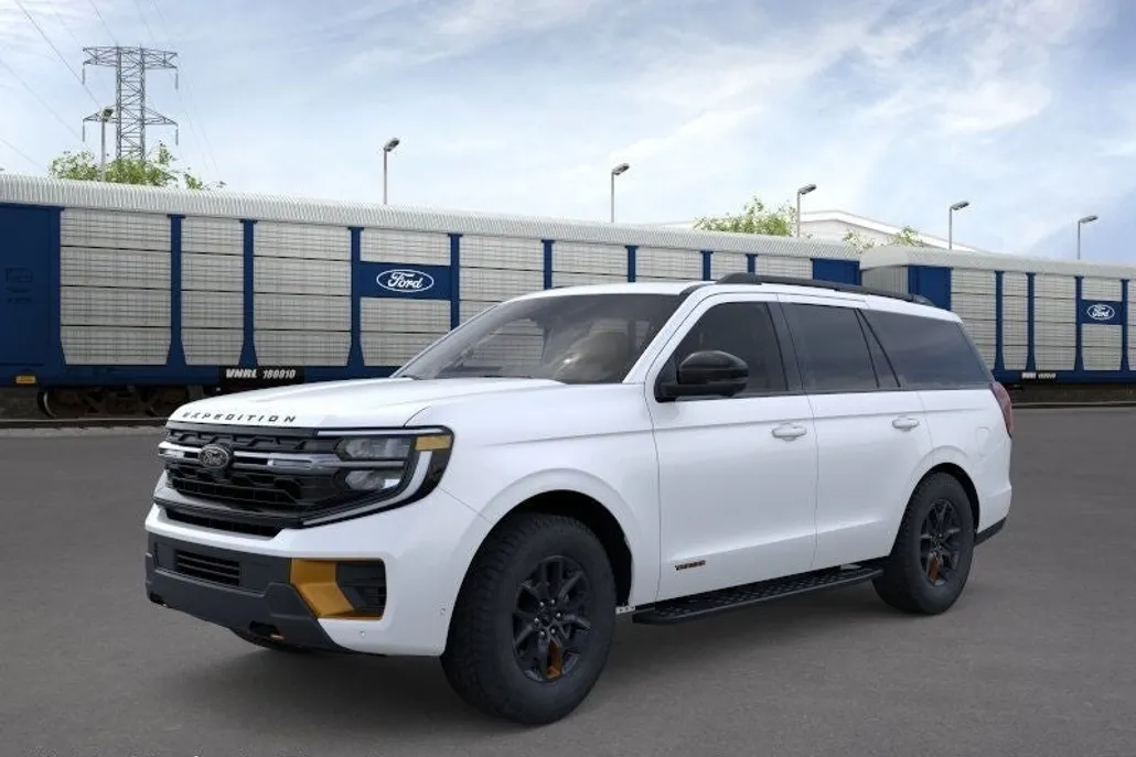 2025 Ford Expedition photo 1