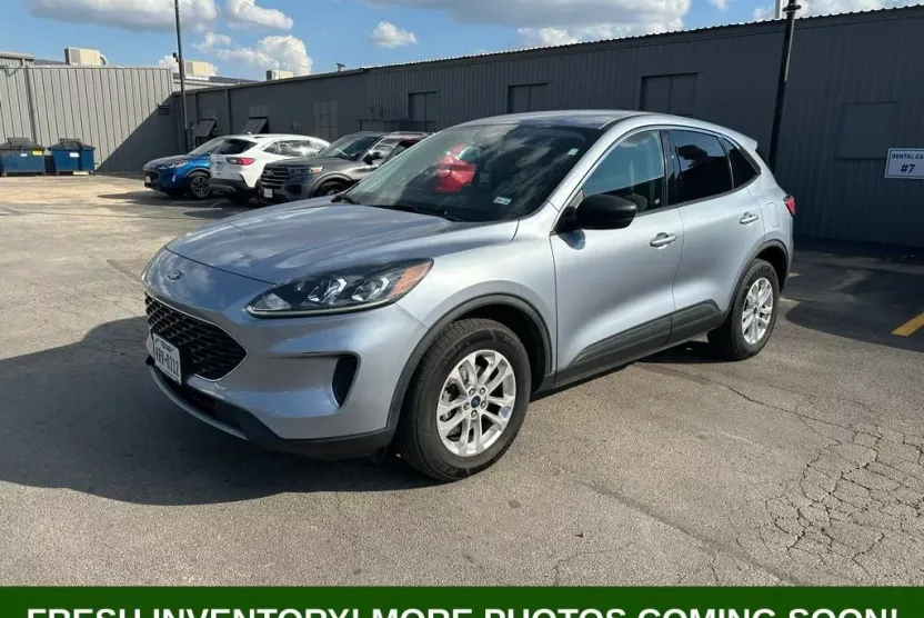2022 Ford Escape SE photo 1