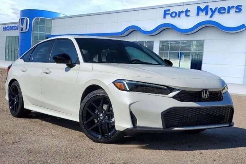 2026 Honda Civic Sport Hybrid photo 1