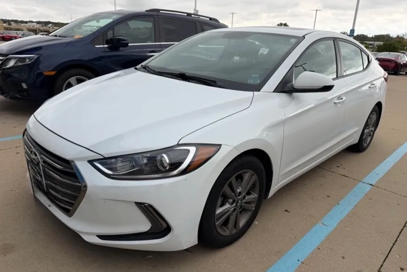 2018 Hyundai Elantra Value Edition photo 1