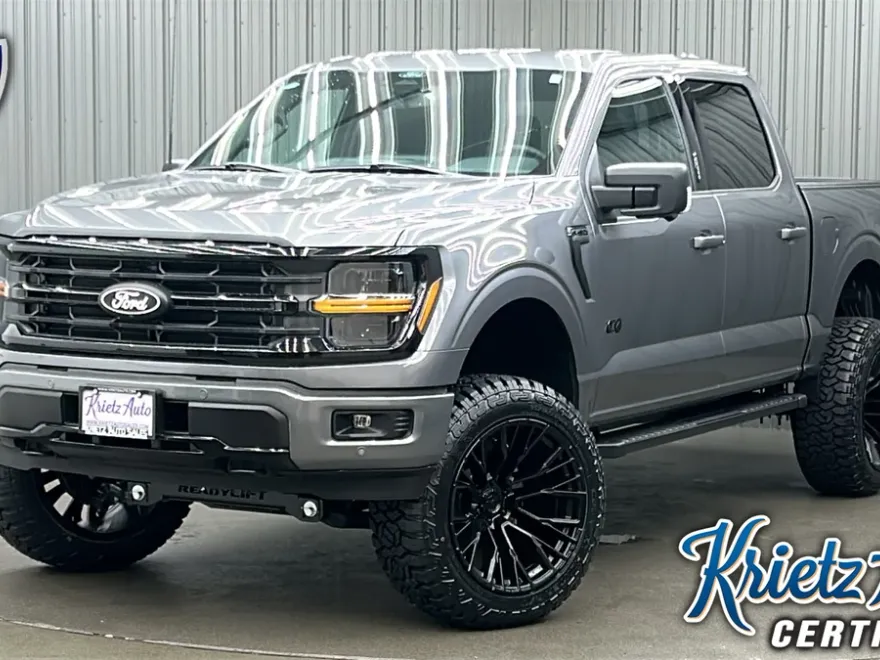 2024 Ford F-150 XLT photo 1