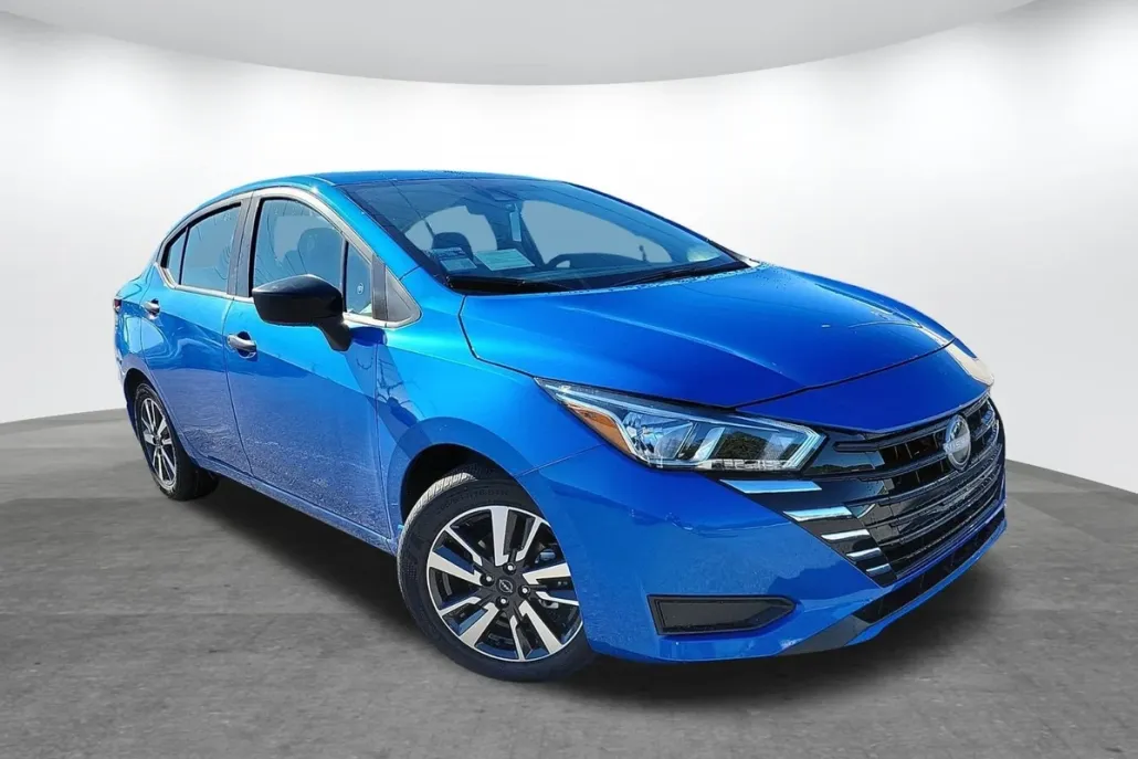 2024 Nissan Versa S photo 1