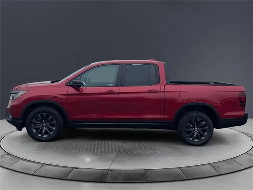 2021 Honda Ridgeline Sport photo 1