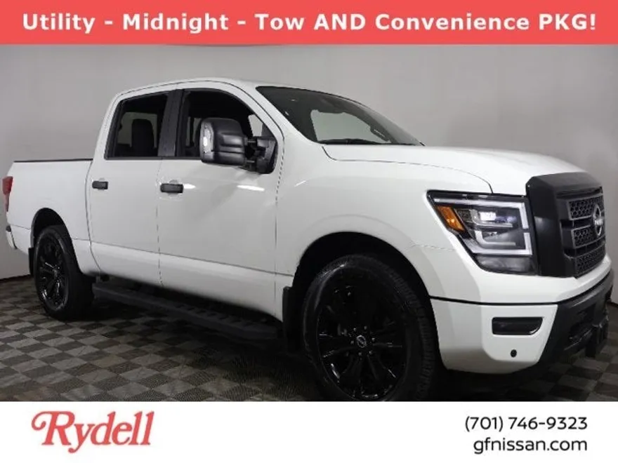 2024 Nissan Titan SV photo 1